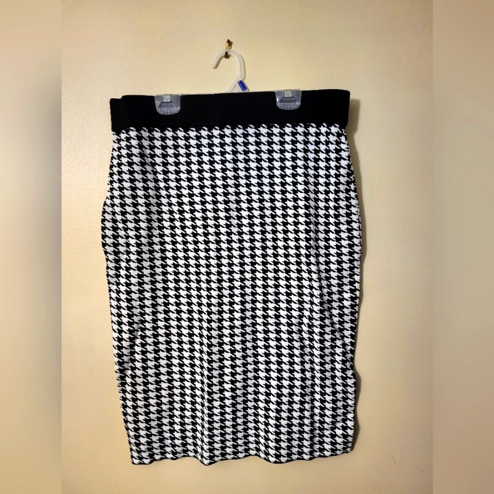 Houndstooth sweater set